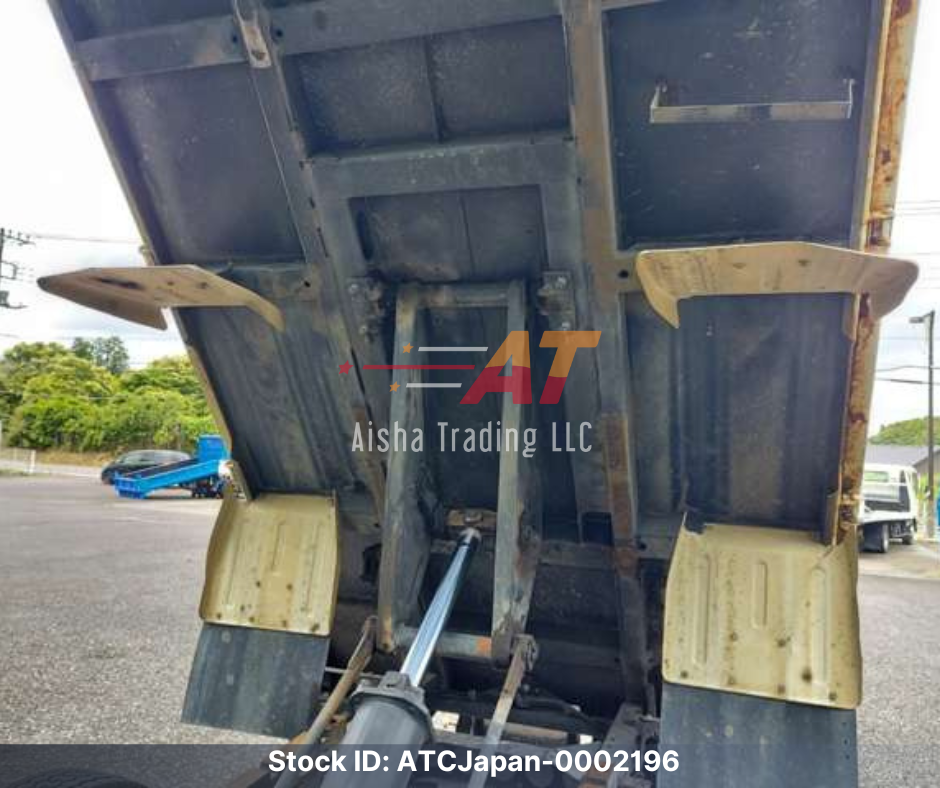 2017 Isuzu Elf